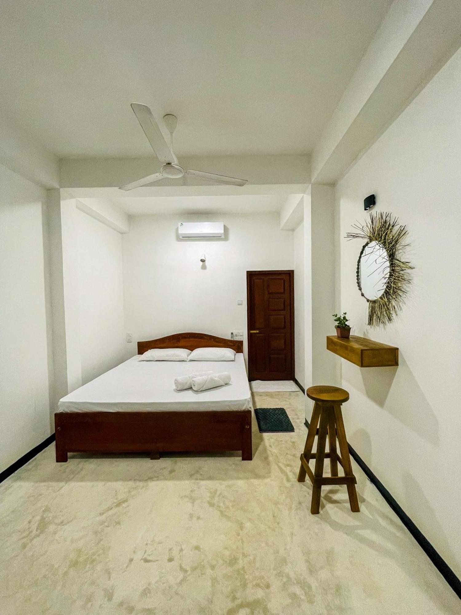 La Fiesta Bed & Breakfast Weligama Cameră foto